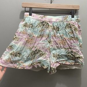 American Eagle Tropical Print Palm Tree Beach Shorts High waisted crepe medium